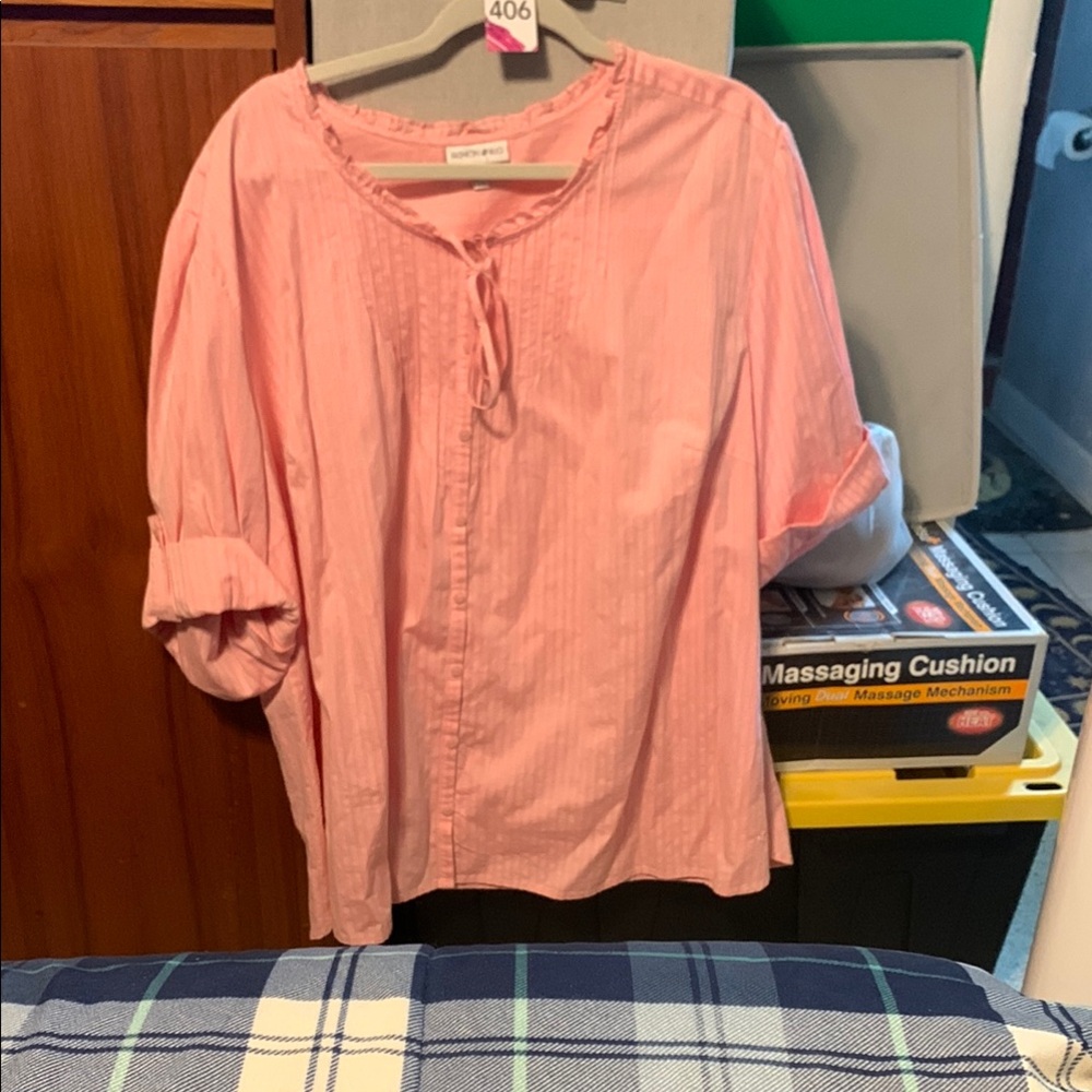 #406 4x Fashion Bug NWT 30in ptp 25in long light Pink button down Blouse